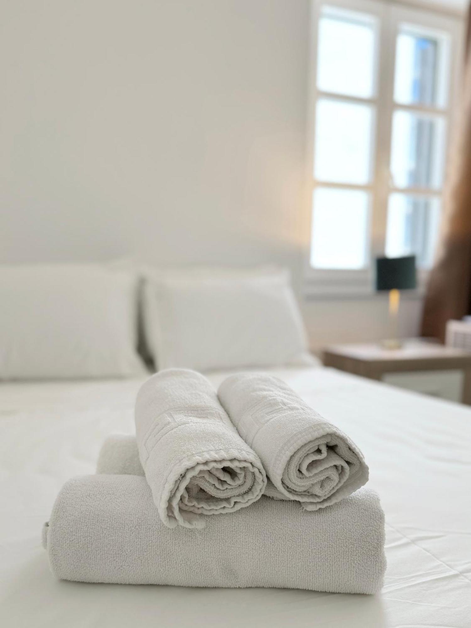 Deluxe City Centre Two Bedroom - Grand Central House Gibraltar Exterior foto
